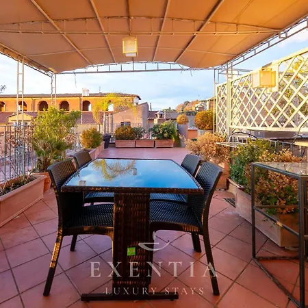 Palais Des Arts - Luxury Penthouse Spanish Steps Διαμέρισμα *